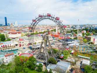 Obóz młodzieżowy, WAKACYJNY HIT !!! Z wyjazdem do Energylandii, wycieczkami do Wiednia, na Słowację i do aquaparków. Ośrodek z basenem letnim. Kolonia 7-13 lat, obóz 14-18 lat.