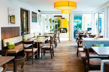 !tr_error=pl->oboz_mlodziezowy_zagraniczny!, Karyntia - obóz narciarsko-snowboardowy Hotel Zur Post Ossiach (Austria) , 10 dni 13-19 lat